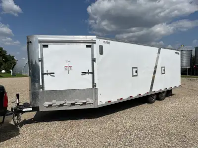 2021 27’ long 8.5’ wide 6.5’ tall Fuel door x2 Custom mags Tires in great shap Low km 2 5/16” ball M...