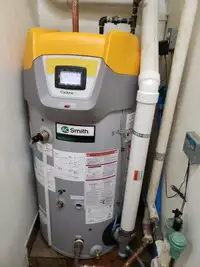 REFURBISHED COMMERCIAL HOT WATER TANKS AND BOILERS FOR SALE.