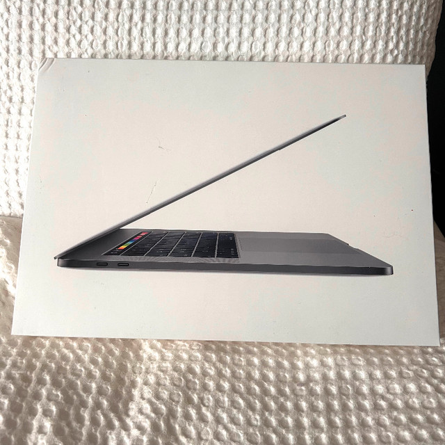 APPLE | MacBook Pro 2019, 15" dans Portables  à Laval/Rive Nord