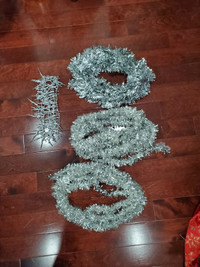 4pc Christmas tinsel decorations 
