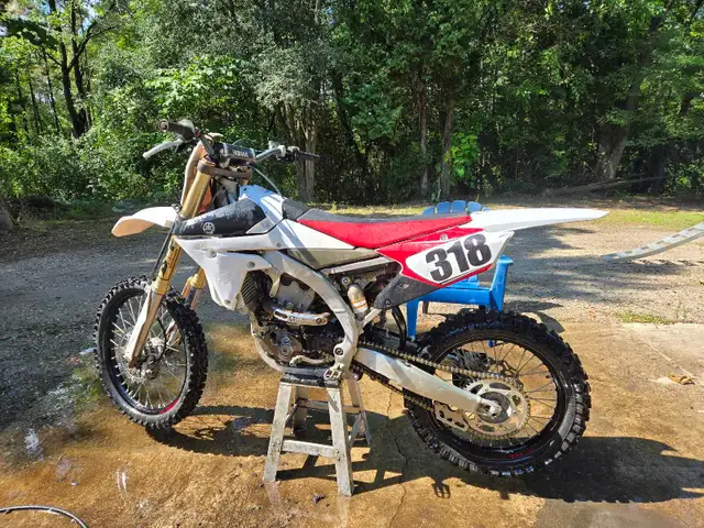 2015 yz450f in Dirt Bikes & Motocross in Woodstock - Image 4