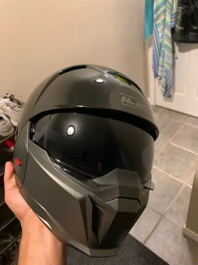 selling a brand new in box HJC i20 helmet, never been worn. With tinted and clear visor, manual, vis...