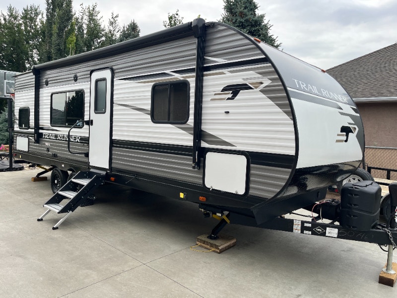 2022 Heartland Trail Runner 261BHS Travel Trailers & Campers