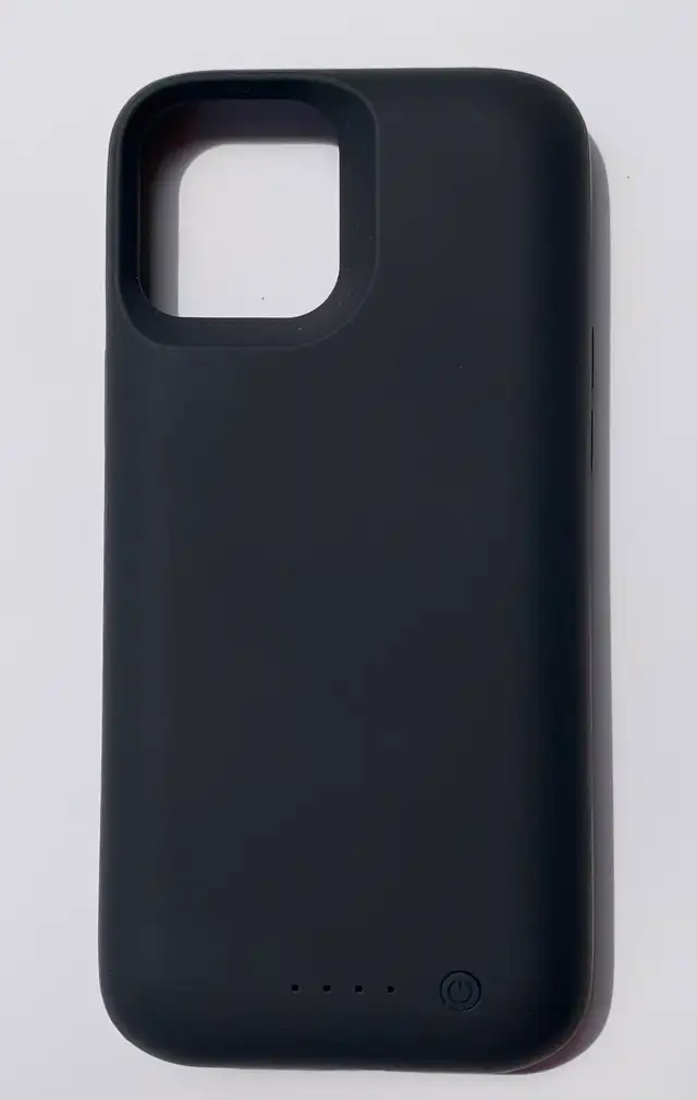 iPhone 12 Pro Max , 13 Pro Max, 14 Pro Max smart charger case in Cell Phone Accessories in Thunder Bay - Image 2