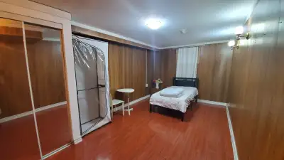 Sharing room Scarborough (For Male Student) Available: December 01, 2025 Basement shared room availa...