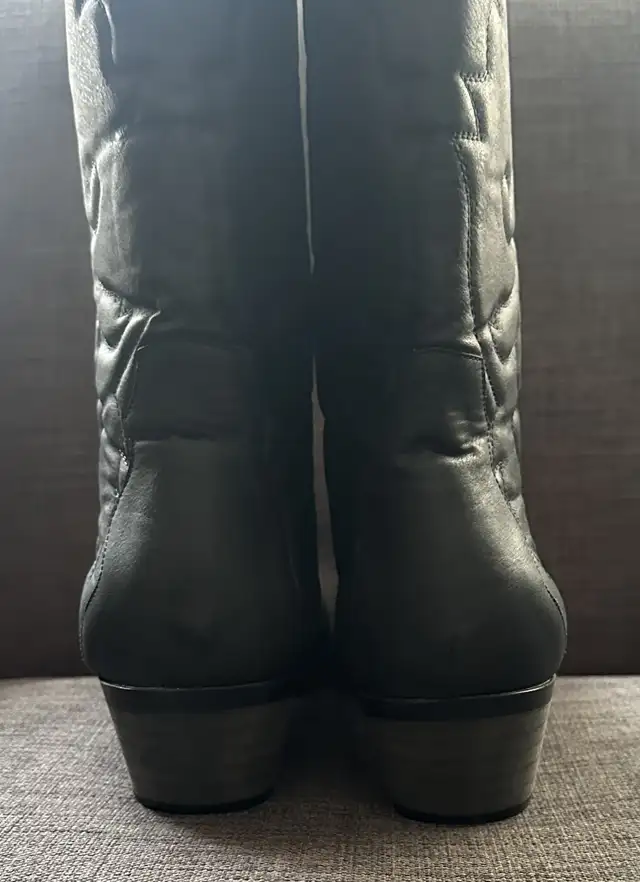 Women’s Cowboy Boots in Women's - Shoes in Markham / York Region - Image 7