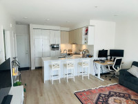 Modern 1.5 Bedroom + 1 Bath Suite in Prime Tsawwassen Location