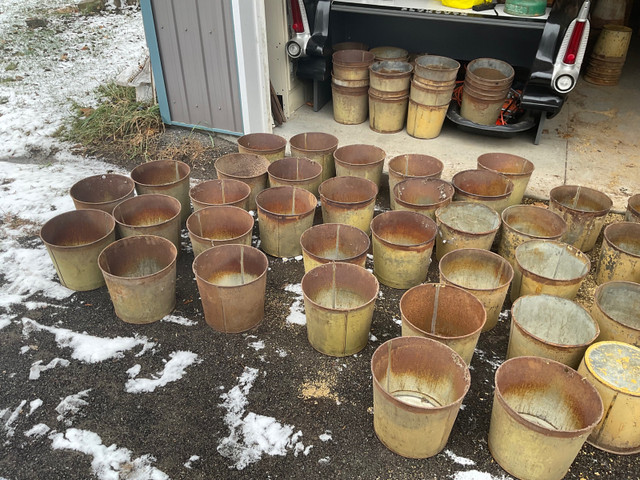 Vintage Metal Sap Buckets $4 EACH “ONLY 20 BUCKETS LEFT” in Arts & Collectibles in Trenton