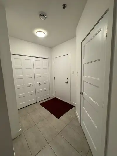 4 1/2 apartment with 2 bedrooms, living room and 1 bathroom in Laval. 1 month free Inclusions A larg...
