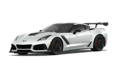 2019 ZR1 Arctic White 3ZR ZTK M7 Comp seats. 1 owner Canadian spec vehicle and a 1 of 1 car in Canad...