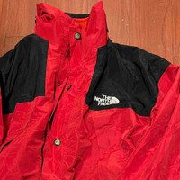 The North face jacket Size: XL $120 IG: @SoleWorldWideHype