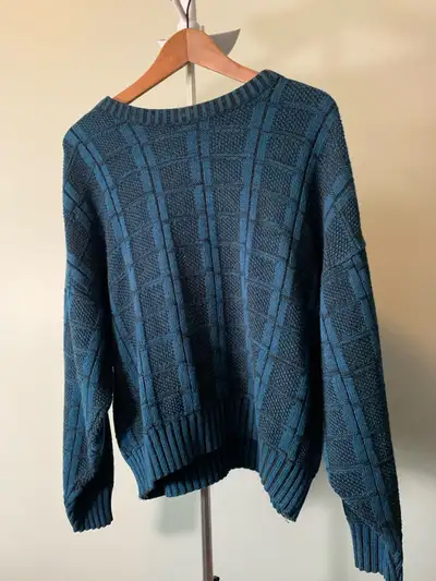 VINTAGE KNIT SWEATER SIZE MEDIUM , View more