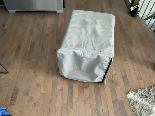 Double Door  Black Wire Kennel PLUSTop Paw Cover-17 inWx24Lx19 H in Accessories in Saskatoon - Image 5