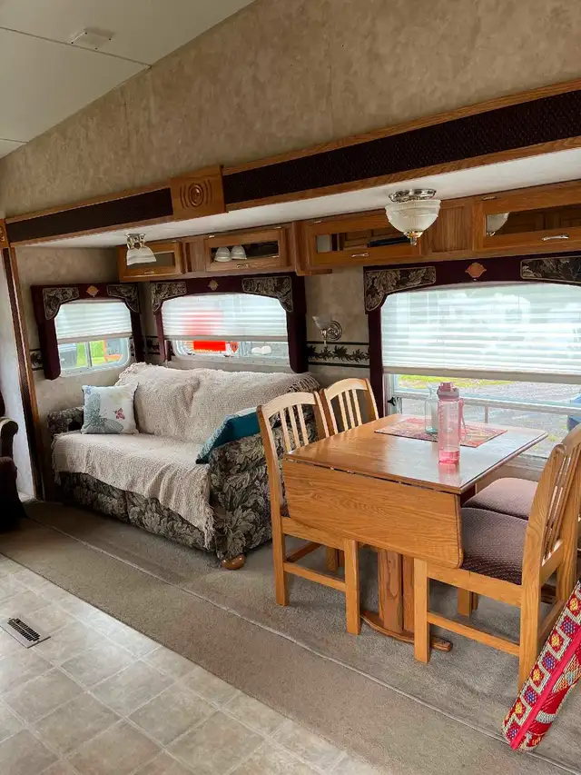 JAYCO EAGLE 5TH WHEEL FOR SALE in Travel Trailers & Campers in New Glasgow - Image 5