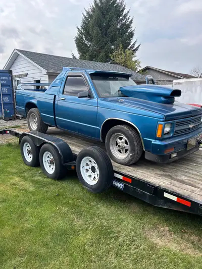 Looking for a first gen pro street s ten roller must be single cab short box don’t care bout body to...