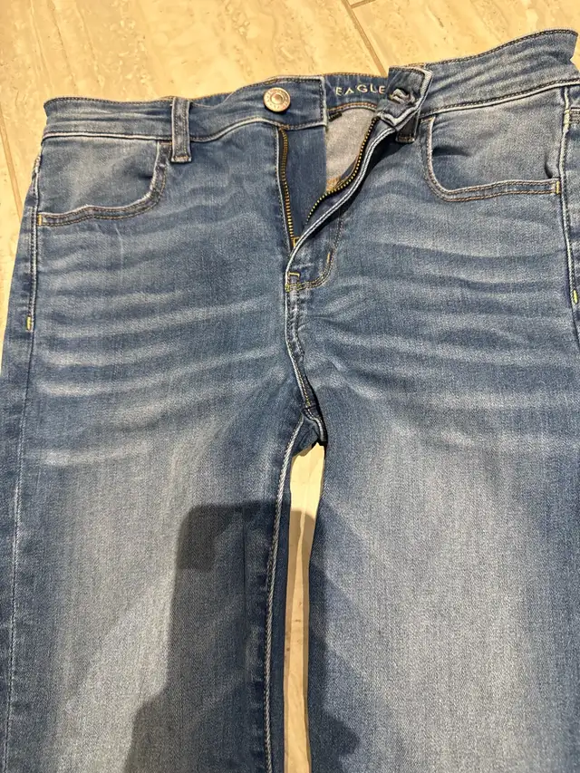 size 10 short jegging  in Women's - Bottoms in London - Image 3