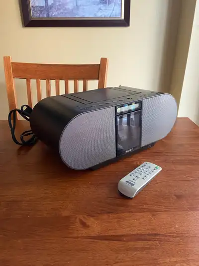 Sony ZS-S4iP Boombox CD-RW Playback AM/FM Radio iPod Dock TESTED, View more