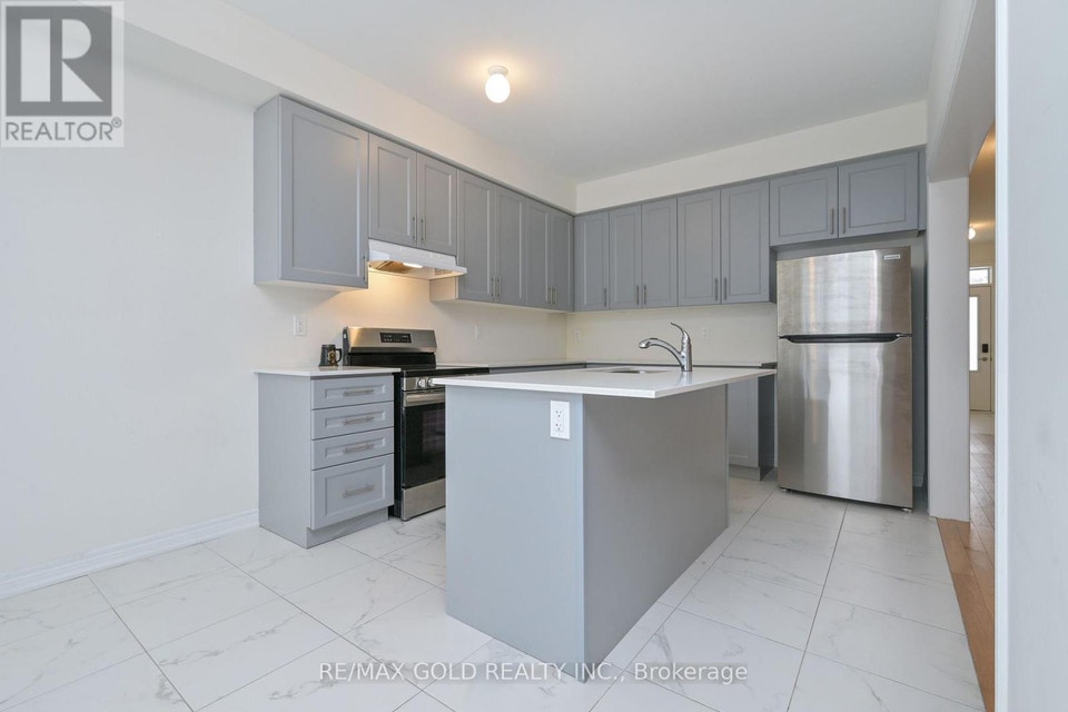 4+1 Detached Home for Rent $3,050 + Utilities 4