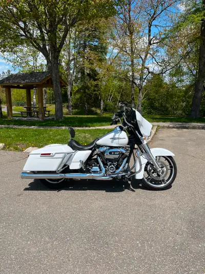 Good bike with lots of extras. Must see.