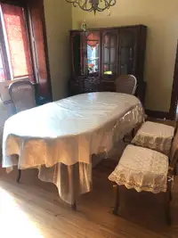 Beautiful antique Gibbard Chantilly Dining Room Furniture set