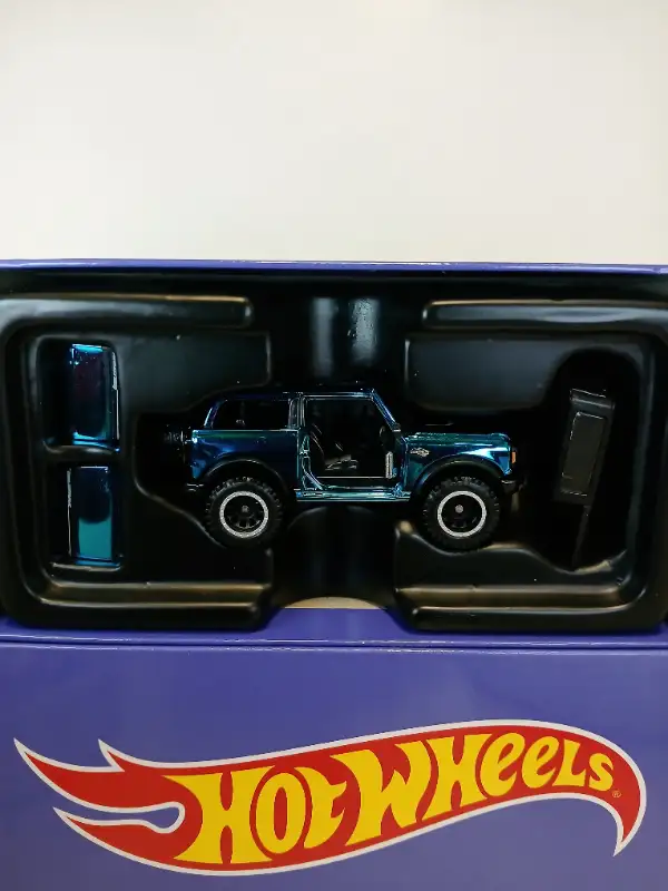 '21 Ford Bronco Wildtrack. 2022 Hot Wheels RLC Club Car63005665857025121