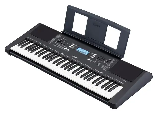 Yamaha PSR-E373 is a 61-key Portable Keyboard in Pianos & Keyboards in City of Montréal - Image 3