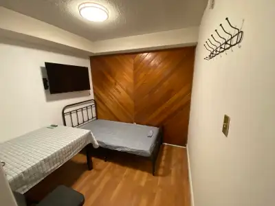 301-4101 sheppard ave east, Toronto, ON Pls call 6476736618 or text All inclusive Parking 45$ Starti...