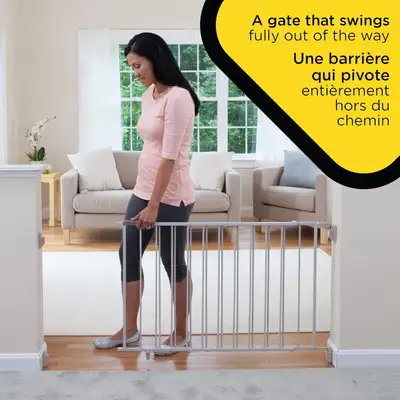 Safety 1st Wide and Sturdy Gate fits 40-60" wide, and 26.5" tall, View more