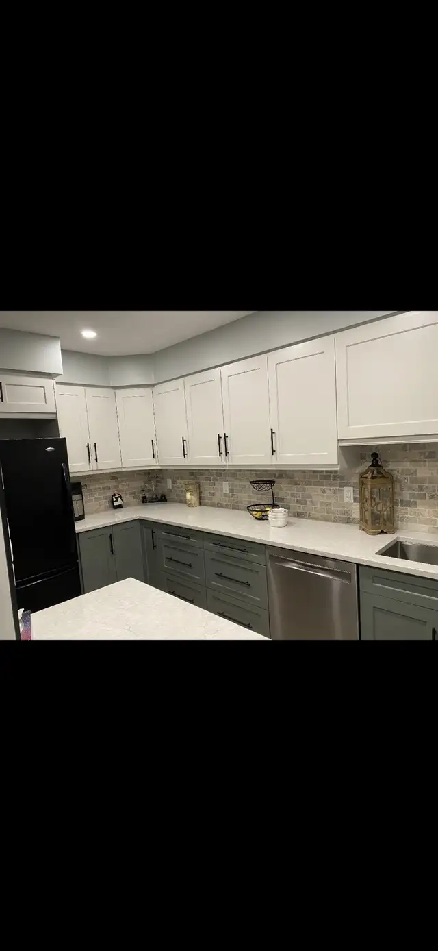 Handyman/Carpenter Available For Hire64985459289985122