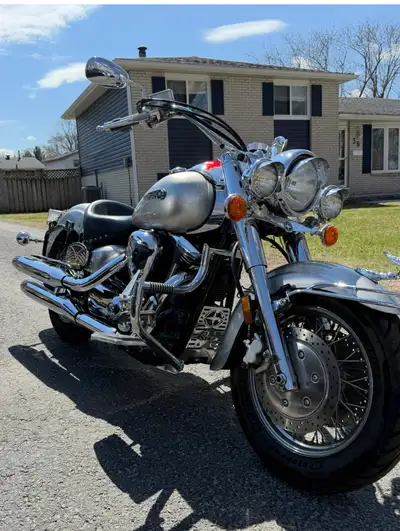 Bike runs amazing. Has both new tires. I have all accessories. Two seats (mustang and origional) sad...
