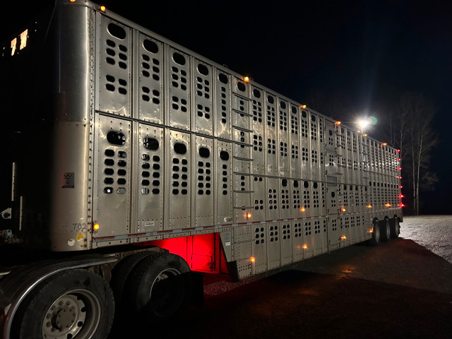Wilson Cattle liner  in Heavy Equipment in Vanderhoof - Image 4