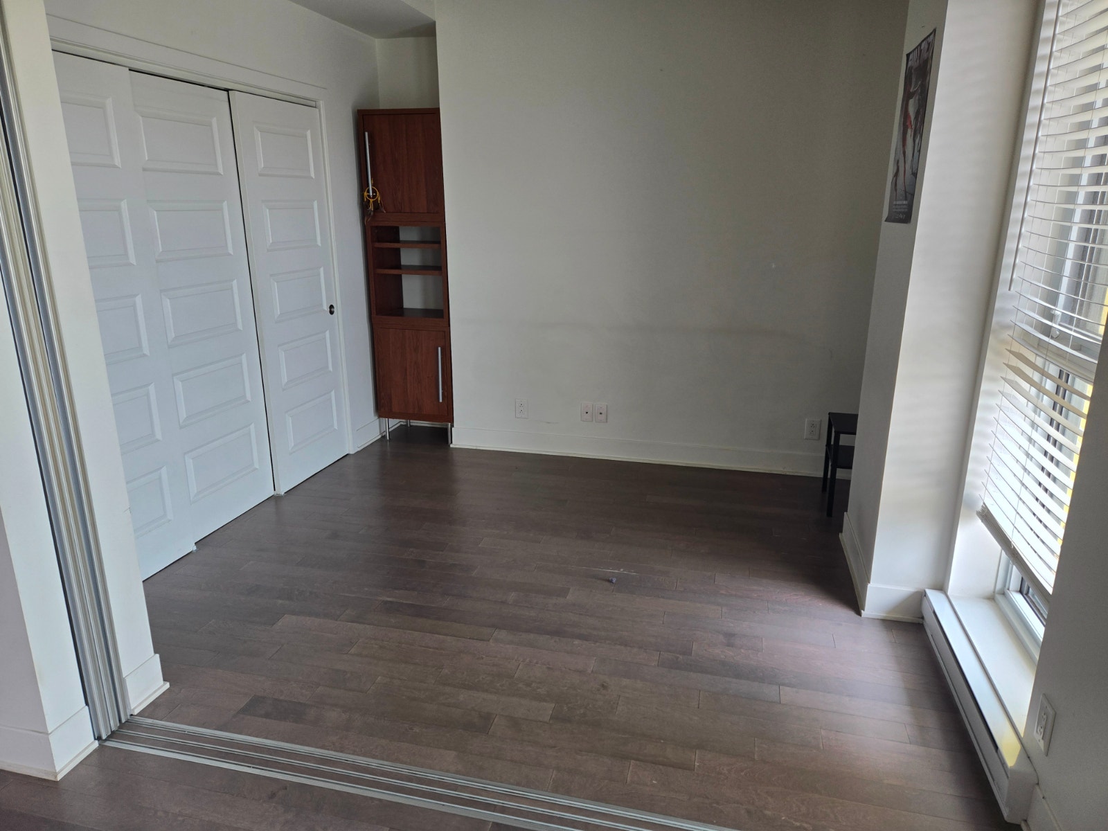 3 1/2 condo for rent view of Royalmount with gym and terrasse — photo 3