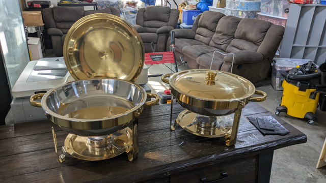 BRAND NEW, Chafing Dish for Buffet Set, 4.8 Qt x 2 - $70 obo in Kitchen & Dining Wares in Edmonton - Image 2