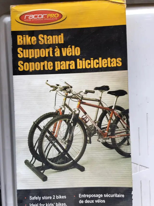 Bike Floor Stand for 2 bikes - Racor PBS-2R in Other in St. Albert - Image 3