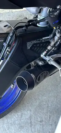 Yamaha R6 M4 slip on exhaust