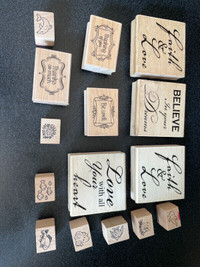 Ensemble d’étampes en bois et caoutchouc / wood & rubber stamps