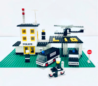 LEGO  LEGOLAND: Police Headquarters (370)