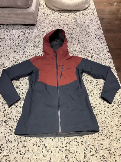 Women’s Patagonia Snowdrifter Ski Shell, View more