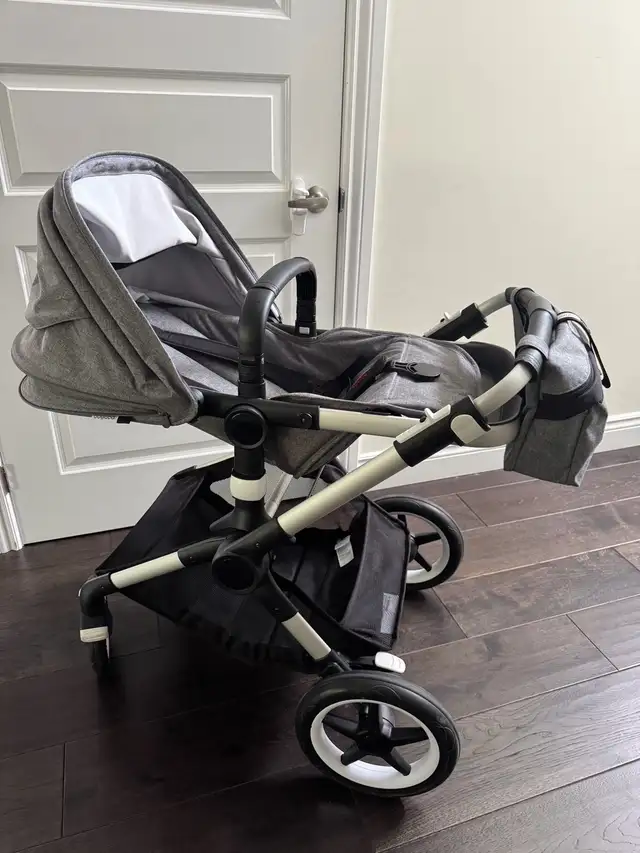 Stroller Bugaboo Fox 2 Grey Melange with Seat, Bassinet and Acce in Strollers, Carriers & Car Seats in London - Image 8