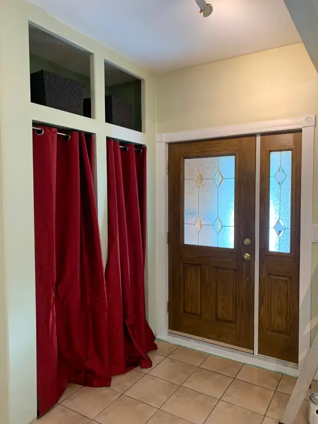 Nelson Downtown Heritage  3 bedroom with Lower Level Shop in Houses for Sale in Nelson - Image 28