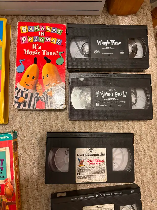 Kids VHS movies $1 and up in CDs, DVDs & Blu-ray in Oakville / Halton Region - Image 6
