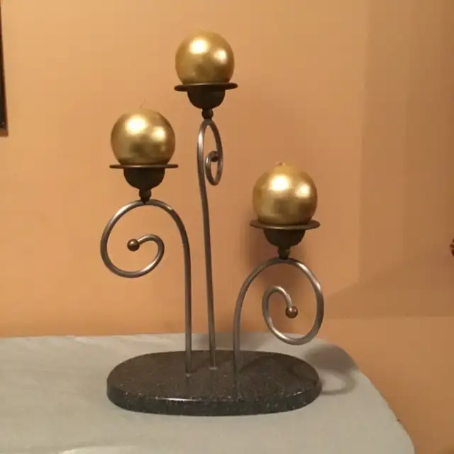 Candleholder in Home Décor & Accents in Edmonton - Image 2