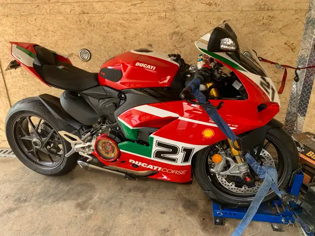 Enclosed Motorcycle transport-Tow-Spyder/Harley/Ducati-Cheap in Other in Mississauga / Peel Region - Image 8