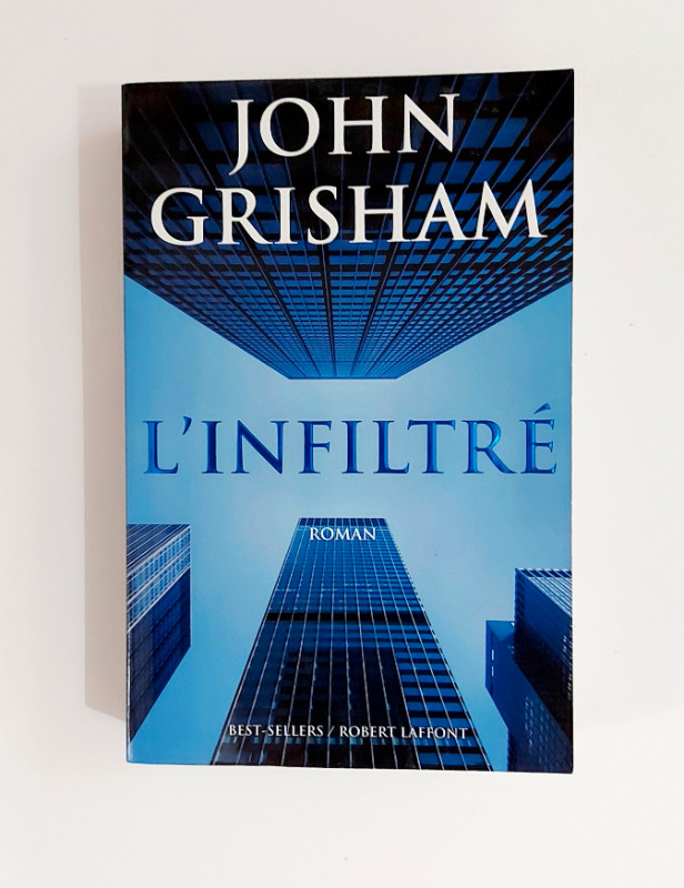 Roman - John Grisham - L'Infiltré - Grand format dans Ouvrages de fiction  à Granby