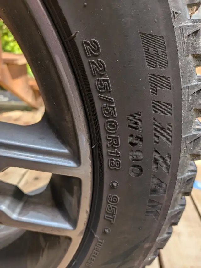 Winter Tires on Rims (Michelin X-Ice, 225/50R18) - Lightly Used in Tires & Rims in City of Toronto - Image 4
