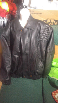 GV  Italy Moda Designer Faux Leather Jacket XXL

