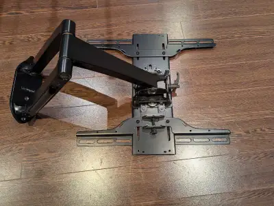 Peerless Articulating Wall Mount for 32-50 Inch TV, View more
