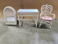 Wicker Table and Chair with Mirror 