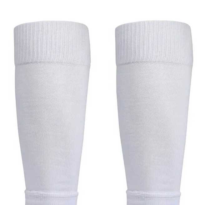 New Soccer Athletes leg Cover Sleeve, Grip Socks (Black / White) in Soccer in Mississauga / Peel Region - Image 4