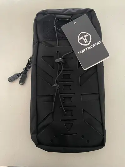 TOPTACPRO 1L Hydration Pouch with Inner Bladder Water Bag- New, View more